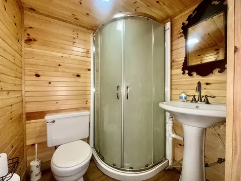 77 Henniker Street Hillsborough NH 03244