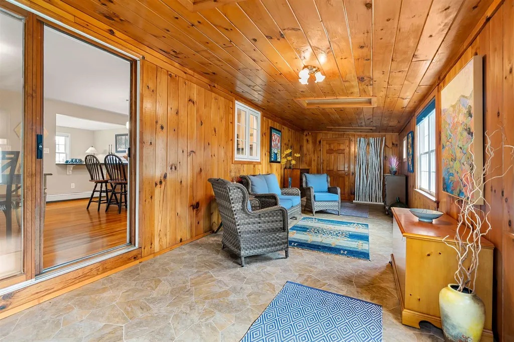 21 Mountain View Terrace Rye NH 03870