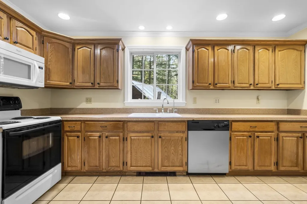 1057 Old Turnpike Road Salisbury NH 03268