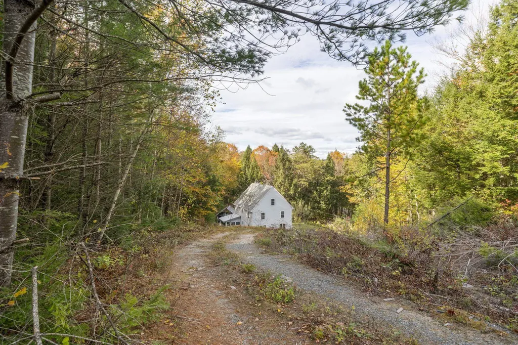 1057 Old Turnpike Road Salisbury NH 03268