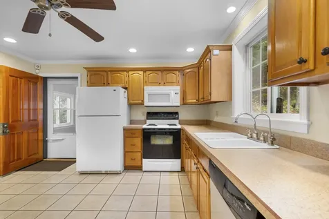 1057 Old Turnpike Road Salisbury NH 03268