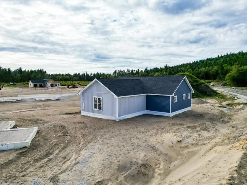 Bonita's Way Conway NH 03860