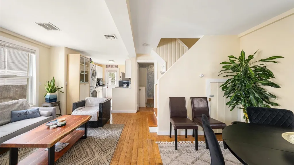 7 Perkins Avenue Hampton NH 03842