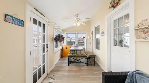 7 Perkins Avenue Hampton NH 03842