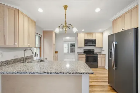 241 Loomis Street Burlington VT 05401