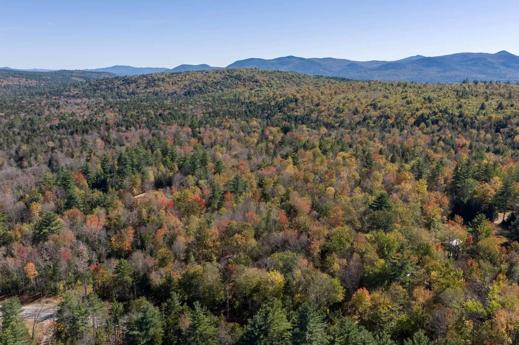 347 Chase Road Sandwich NH 03259