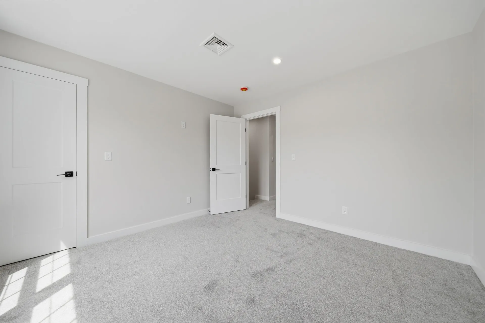 24 Munroe Street Franklin NH 03235