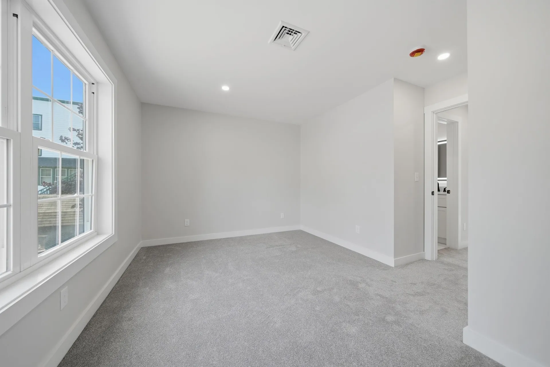 24 Munroe Street Franklin NH 03235