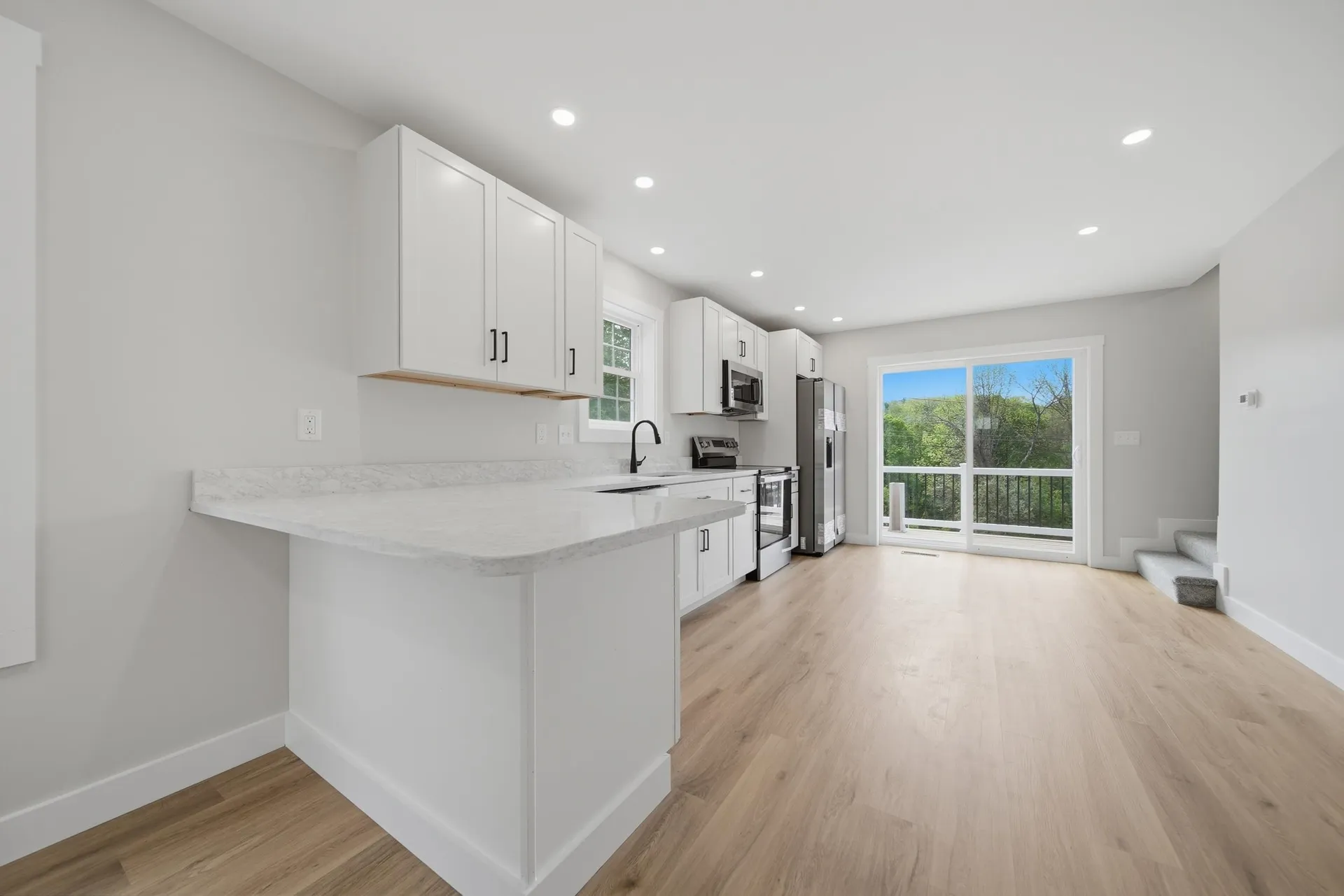 24 Munroe Street Franklin NH 03235