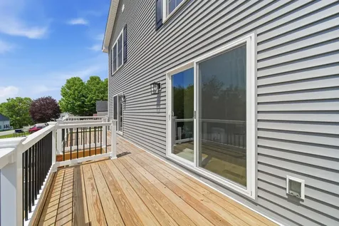 24 Munroe Street Franklin NH 03235