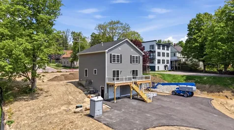 24 Munroe Street Franklin NH 03235