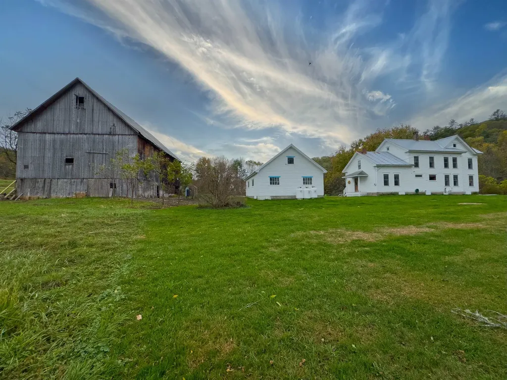 433 Grange Hall Road Monroe NH 03771