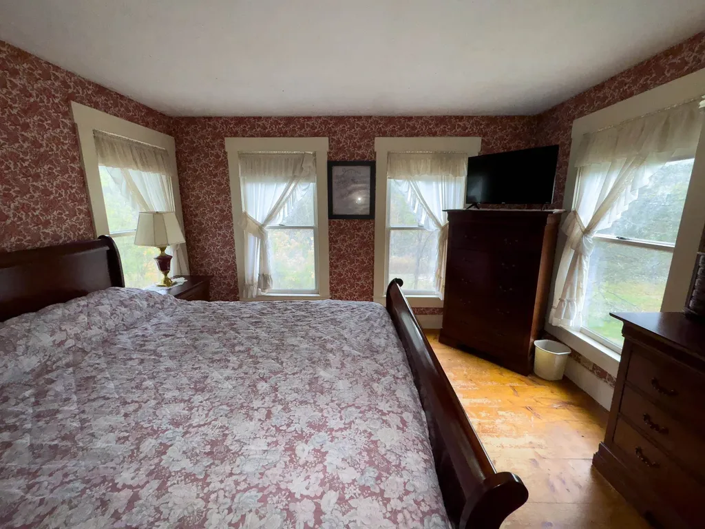 433 Grange Hall Road Monroe NH 03771