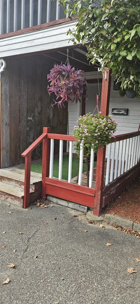 140 N Main Street Bristol NH 03222