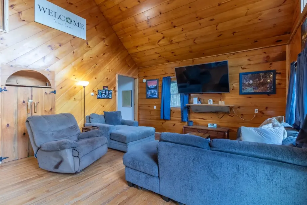 882 Toad Pond Road Morgan VT 05853