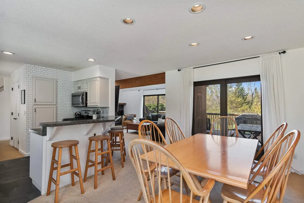 48 Wildlife Road Stowe VT 05672