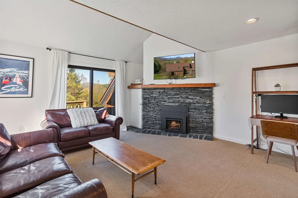 48 Wildlife Road Stowe VT 05672