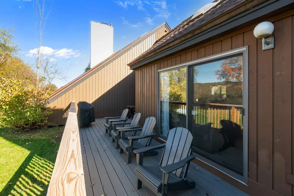 48 Wildlife Road Stowe VT 05672