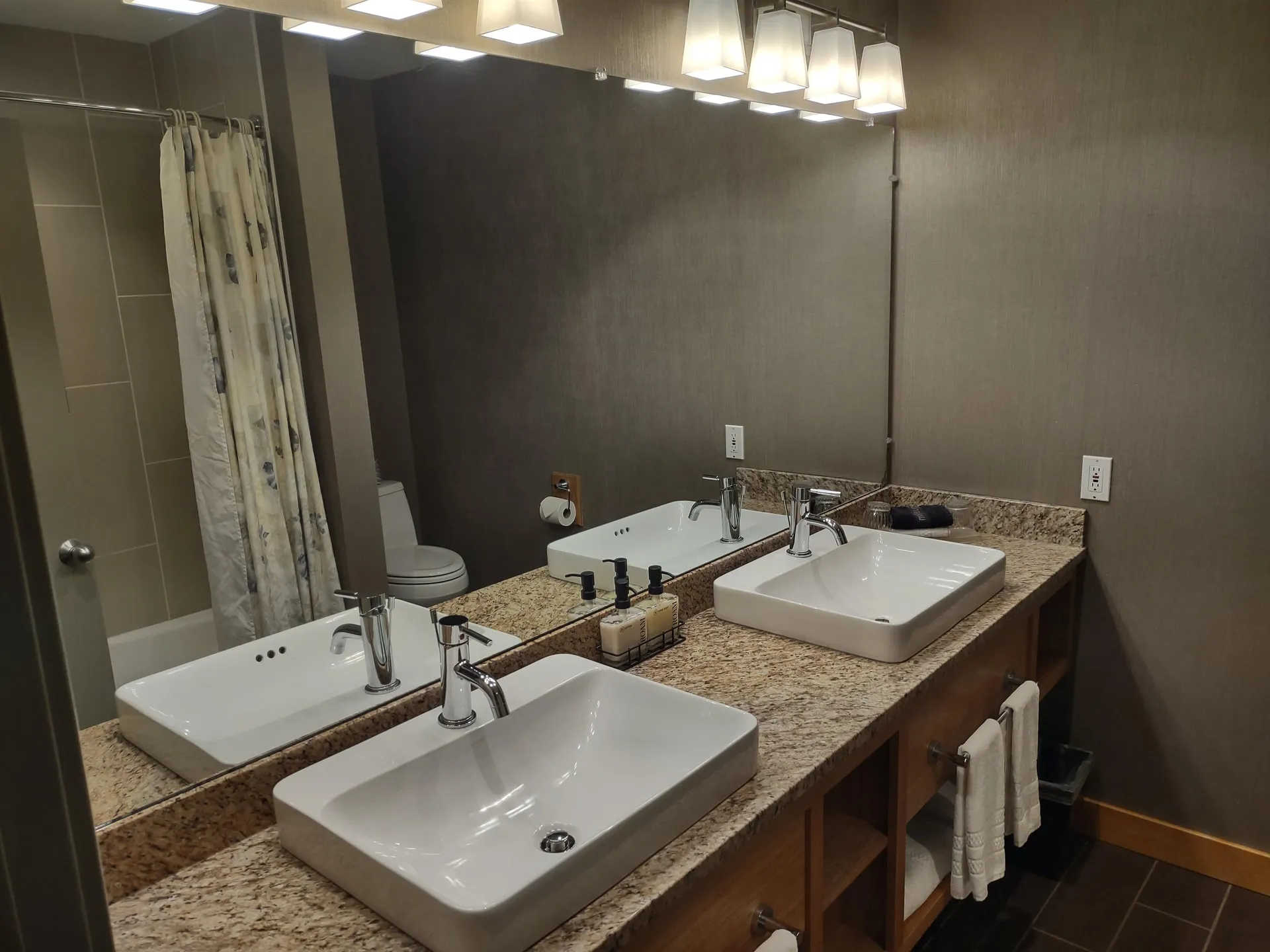 228 East Mountain Road Killington VT 05751