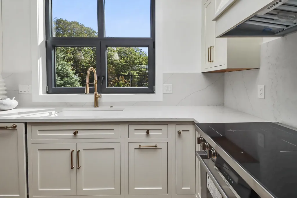 1155 Sagamore Avenue Portsmouth NH 03801