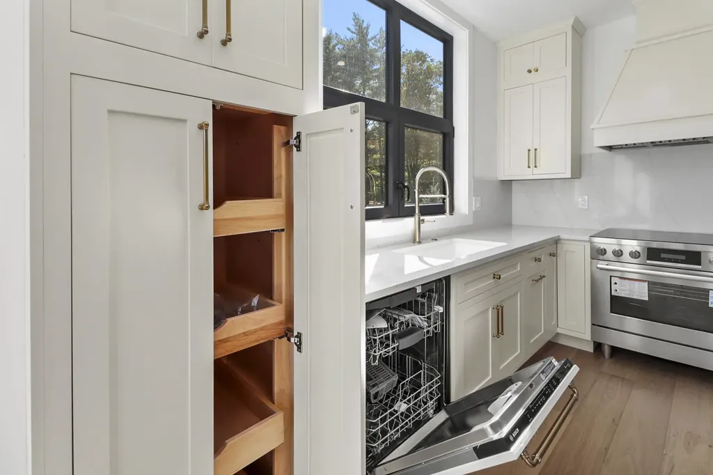 1155 Sagamore Avenue Portsmouth NH 03801