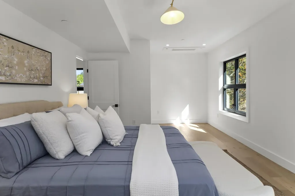 1155 Sagamore Avenue Portsmouth NH 03801