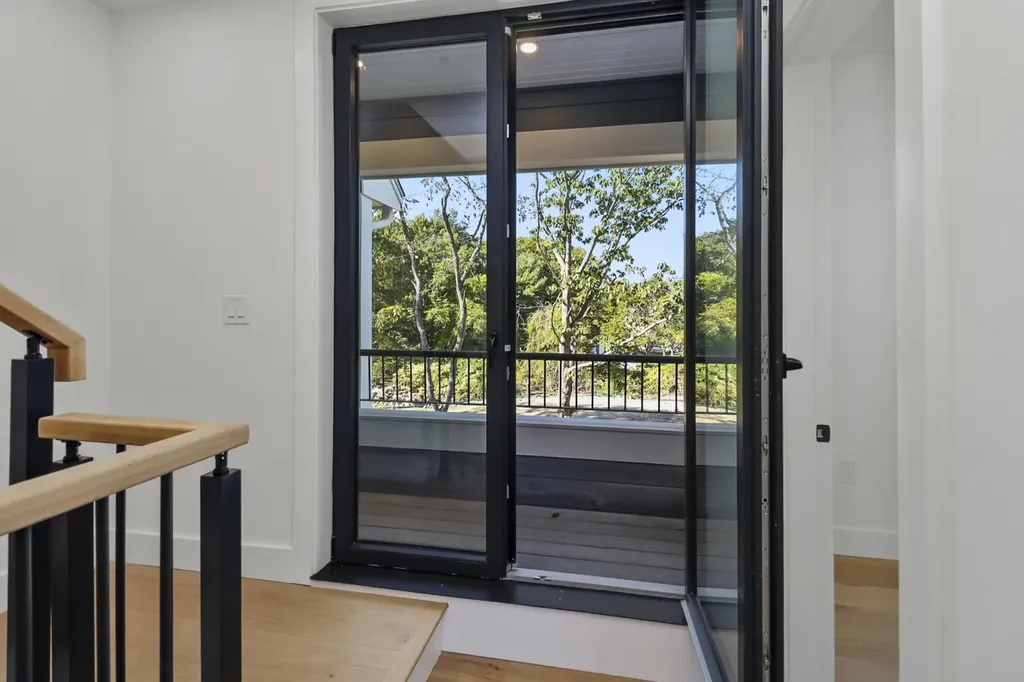 1155 Sagamore Avenue Portsmouth NH 03801