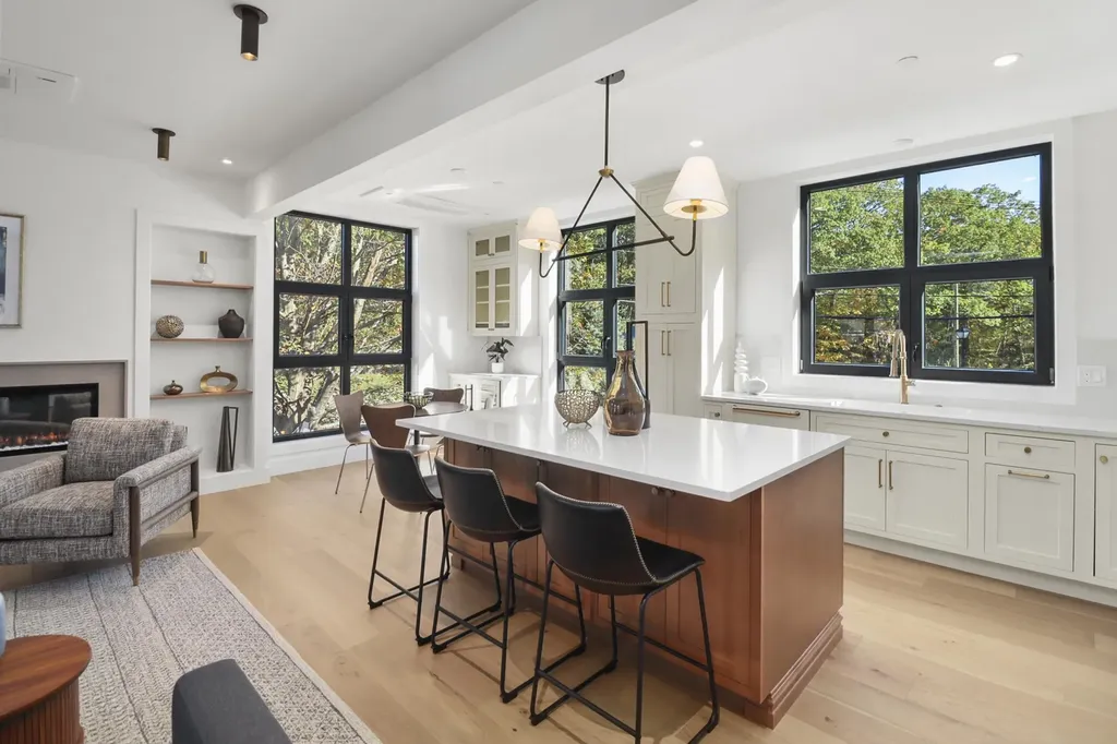 1155 Sagamore Avenue Portsmouth NH 03801