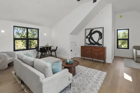 1155 Sagamore Avenue Portsmouth NH 03801