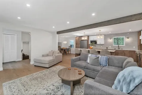 7 Loon Street Wolfeboro NH 03894