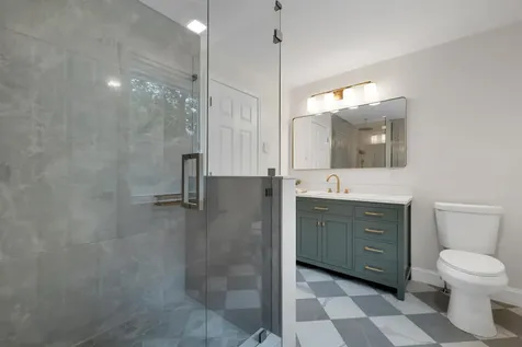 7 Loon Street Wolfeboro NH 03894