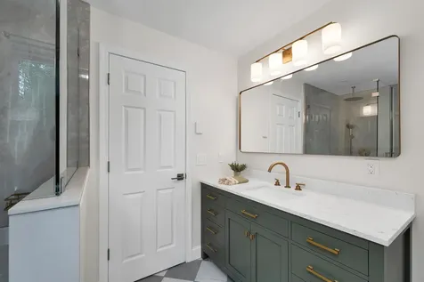 7 Loon Street Wolfeboro NH 03894