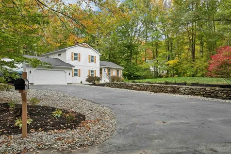 7 Loon Street Wolfeboro NH 03894