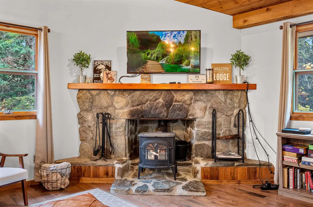 34 Two Ponds Road Warren VT 05674