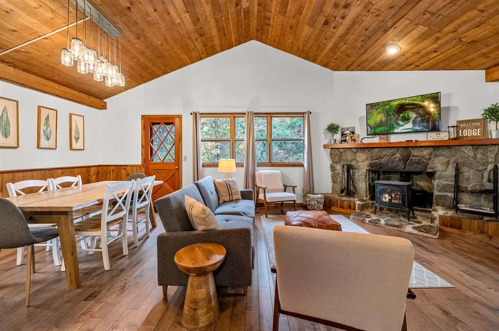 34 Two Ponds Road Warren VT 05674