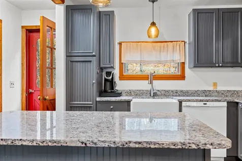 34 Two Ponds Road Warren VT 05674