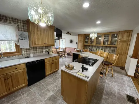 1932 Riverside Drive Berlin NH 03570