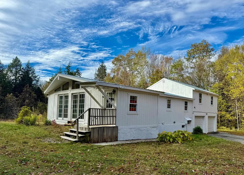 1091 Townshend Dam Road Wardsboro VT 05355