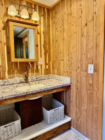 1091 Townshend Dam Road Wardsboro VT 05355