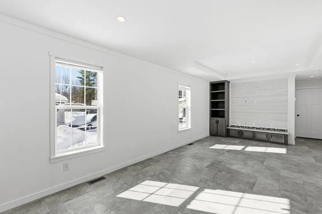 71 Carla Court Campton NH 03223