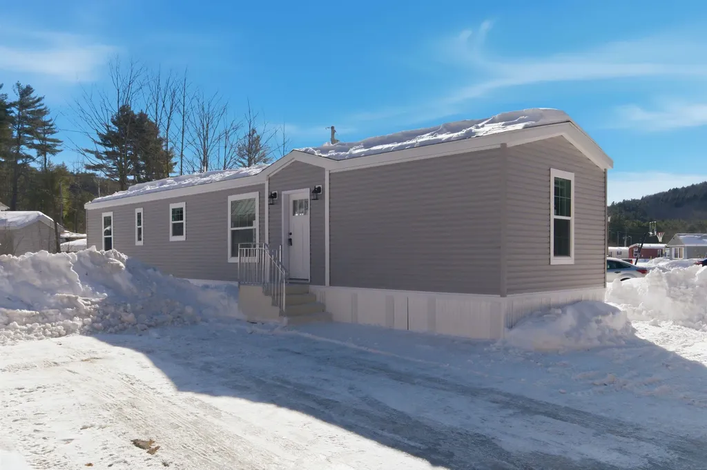 71 Carla Court Campton NH 03223