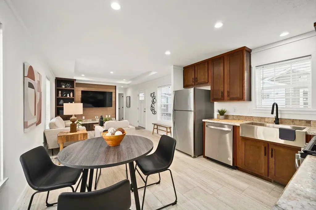 71 Carla Court Campton NH 03223