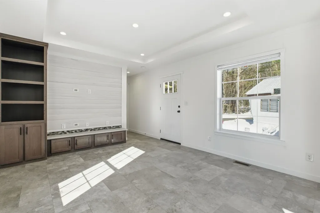 71 Carla Court Campton NH 03223