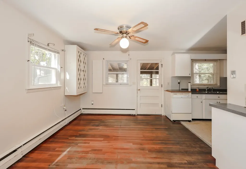 4 Chip Street Goffstown NH 03045