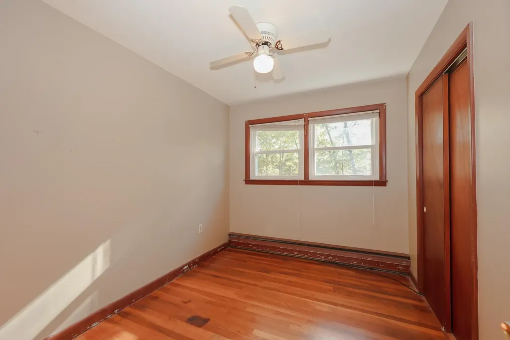 4 Chip Street Goffstown NH 03045