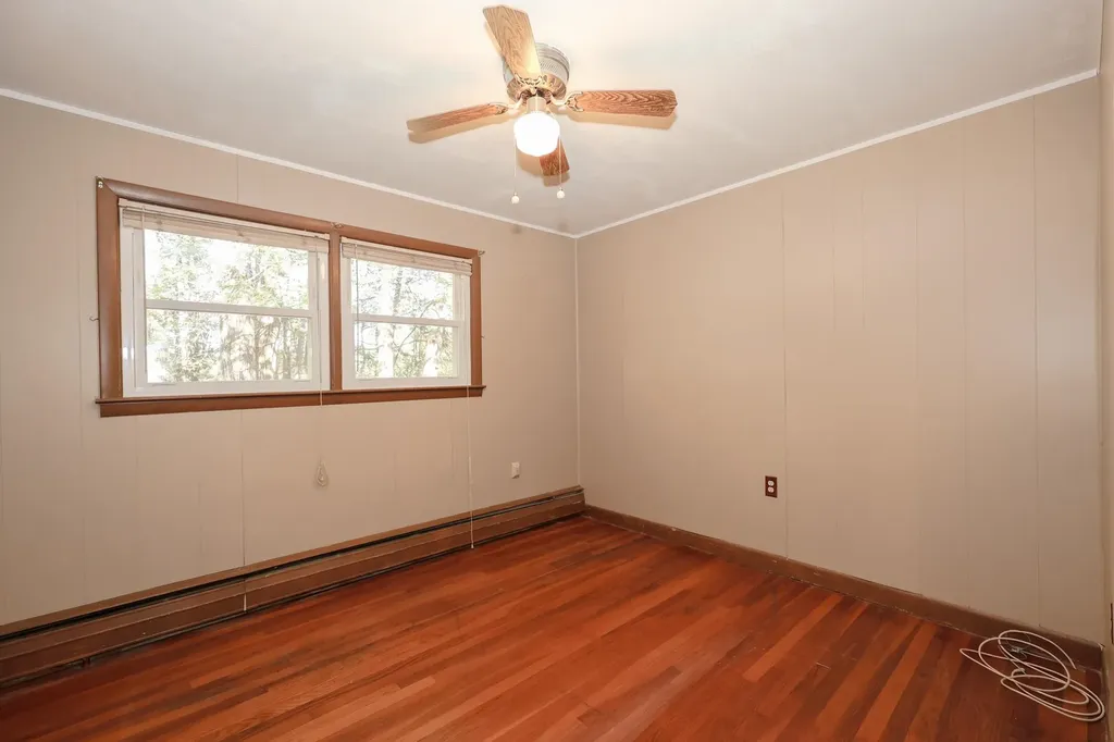 4 Chip Street Goffstown NH 03045