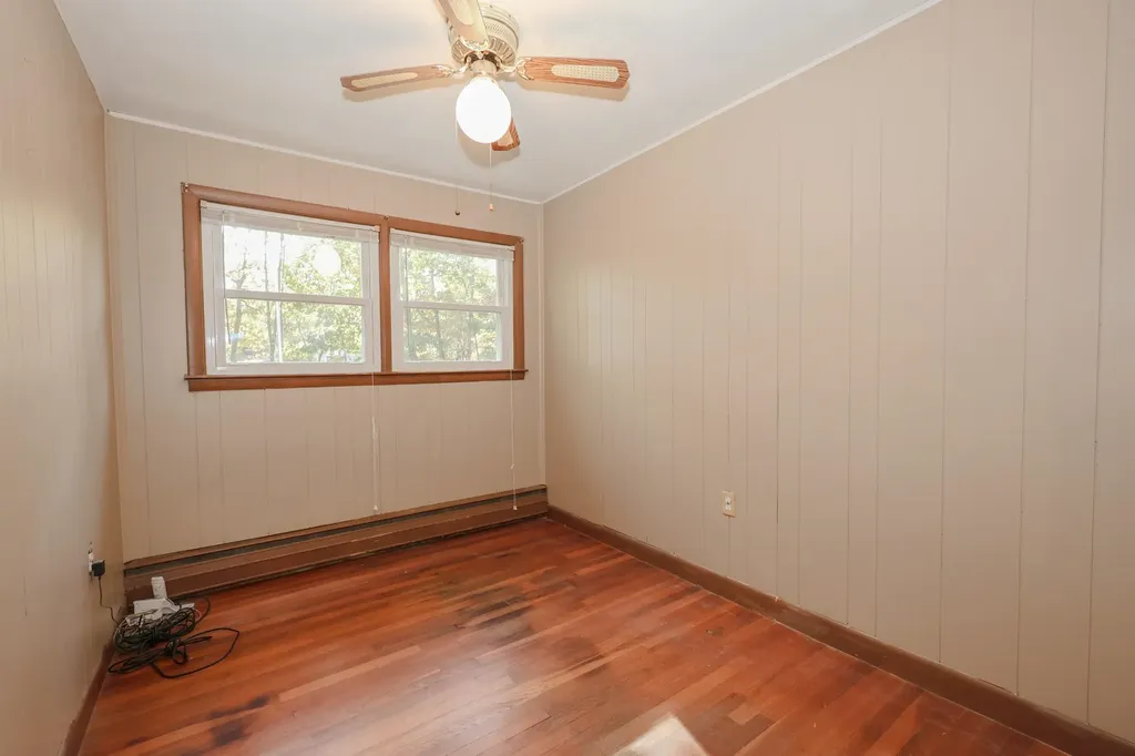 4 Chip Street Goffstown NH 03045