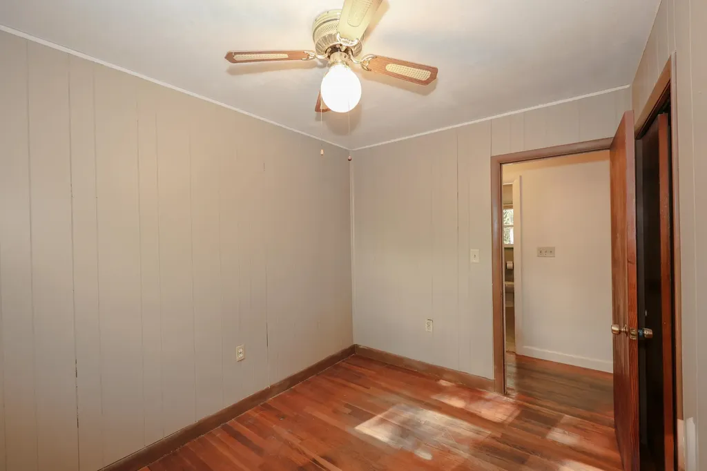 4 Chip Street Goffstown NH 03045