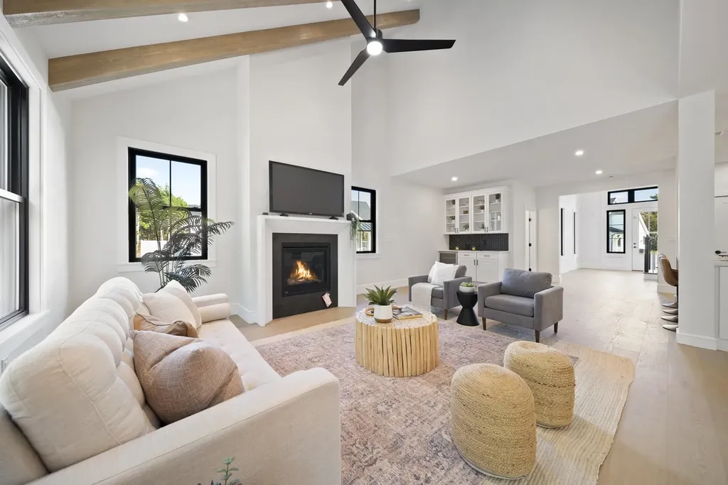 44 Trails Edge Road Windham NH 03087