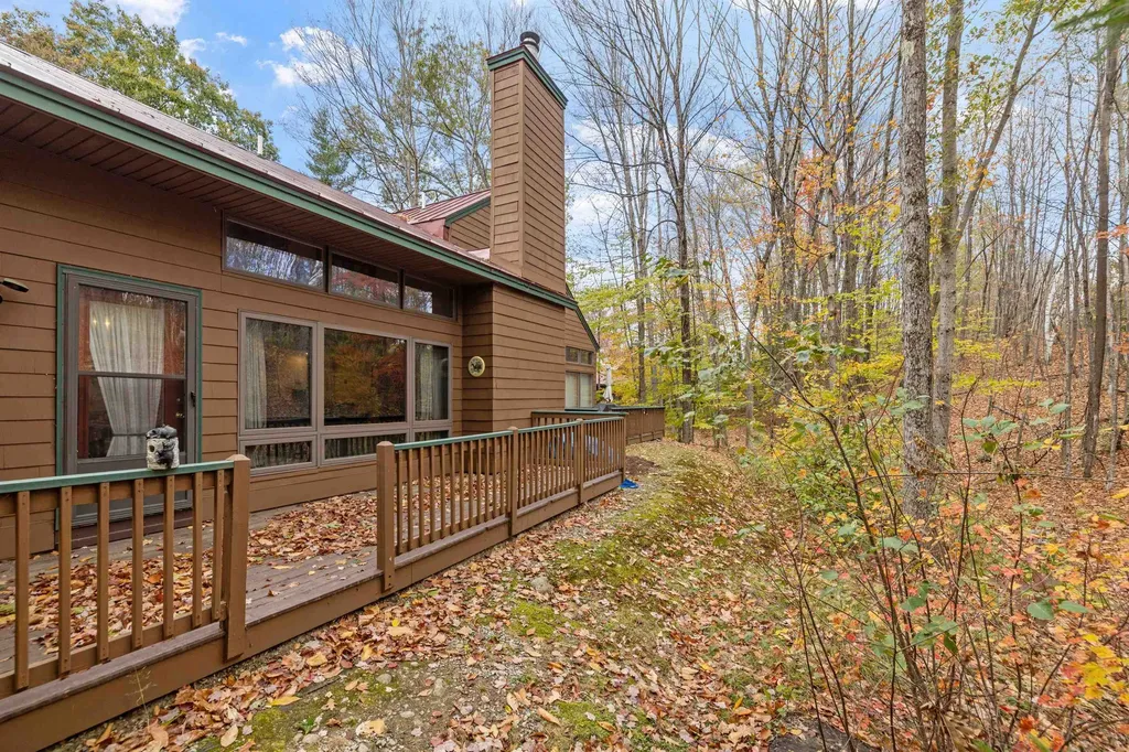 16 Riverfront Drive Woodstock NH 03262